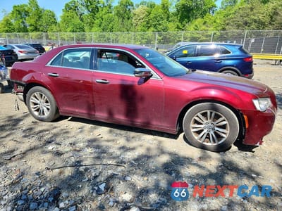 Czwarte zdjęcie samochodu z boku: 2016 CHRYSLER 300C VIN:2C3CCAET7GH230870 - miniatura