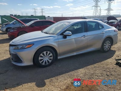 2024 TOYOTA CAMRY HYBRID LE 4T1C31AK3RU627920 - główne zdjęcie licytacji z USA - miniatura