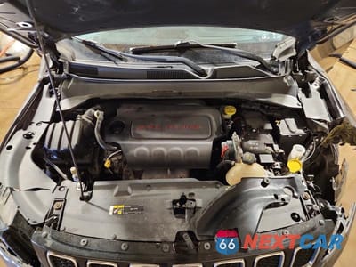 Zdjęcie 12 z 12 samochodu: 2017 JEEP COMPASS SPORT VIN:3C4NJDAB3HT642429 - miniatura