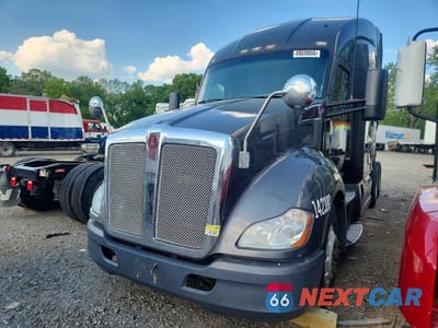 Drugie zdjęcie samochodu z przodu: 2014 KENWORTH T680 SEMI TRUCK VIN:1XKYD49X8EJ395338 - miniatura