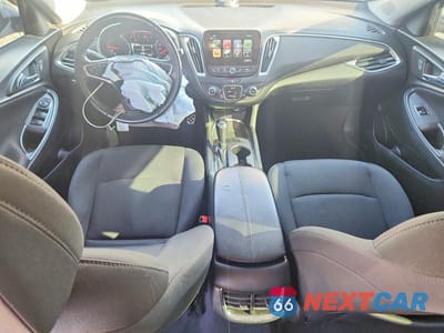 Zdjęcie 8 z 12 samochodu: 2017 CHEVROLET MALIBU LT VIN:1G1ZE5ST3HF126805 - miniatura