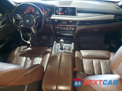 Zdjęcie 8 z 13 samochodu: 2015 BMW X5 XDRIVE35D VIN:5UXKS4C52F0N10407 - miniatura