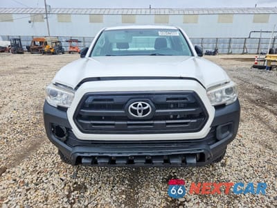 Piąte zdjęcie samochodu w środku: 2017 TOYOTA TACOMA SR VIN:5TFRX5GN3HX087090 - miniatura