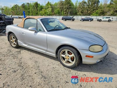 Czwarte zdjęcie samochodu z boku: 2000 MAZDA MX-5 MIATA BASE VIN:JM1NB3538Y0146484 - miniatura