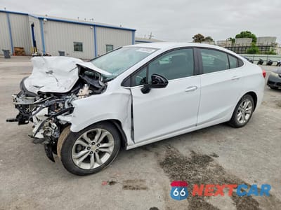 2019 CHEVROLET CRUZE 1G1BE5SM0K7100383 - główne zdjęcie licytacji z USA - miniatura