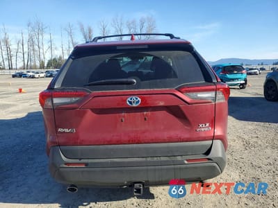 Zdjęcie 6 z 13 samochodu: 2020 TOYOTA RAV4 HYBRID XLE VIN:4T3R6RFV7LU005242 - miniatura