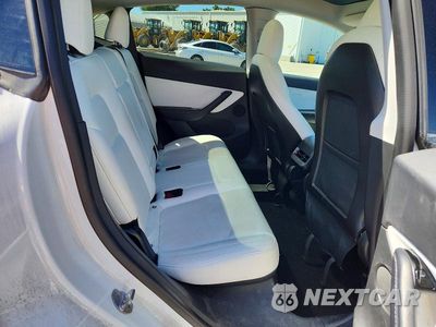 Zdjęcie 10 z 12 samochodu: 2020 TESLA MODEL Y VIN:5YJYGDEE6LF023749 - miniatura