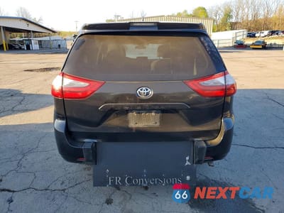 Zdjęcie 6 z 13 samochodu: 2020 TOYOTA SIENNA L VIN:5TDZZ3DC1LS055058 - miniatura