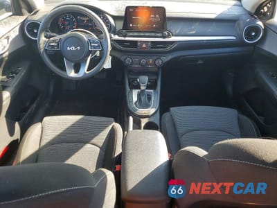 Zdjęcie 8 z 13 samochodu: 2024 KIA FORTE LXS VIN:3KPF24ADXRE709844 - miniatura