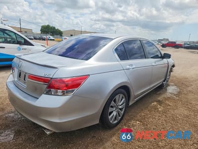 Trzecie zdjęcie samochodu z tyłu: 2011 HONDA ACCORD EXL VIN:1HGCP3F85BA003238 - miniatura