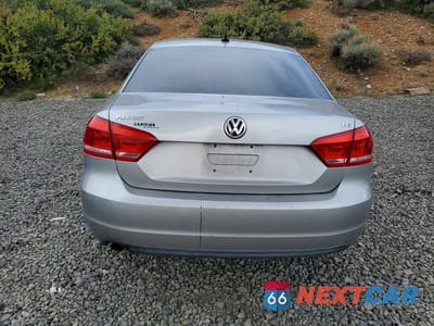 Zdjęcie 6 z 13 samochodu: 2014 VOLKSWAGEN PASSAT S VIN:1VWAS7A3XEC044929 - miniatura