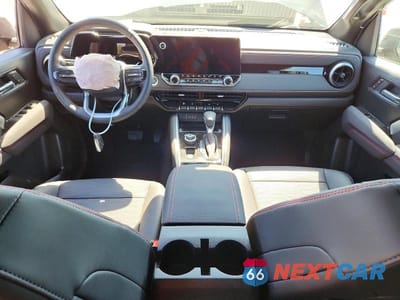 Zdjęcie 8 z 13 samochodu: 2026 CHEVROLET COLORADO Z71 VIN:1GCPTDEK7T1118357 - miniatura