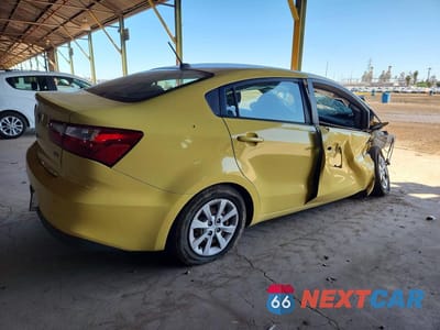 Trzecie zdjęcie samochodu z tyłu: 2016 KIA RIO LX VIN:KNADM4A34G6611546 - miniatura