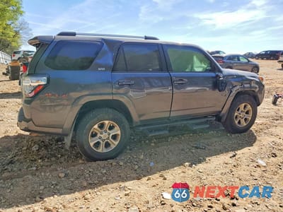 Trzecie zdjęcie samochodu z tyłu: 2019 TOYOTA 4RUNNER SR5 PREMIUM VIN:JTEBU5JR9K5683258 - miniatura