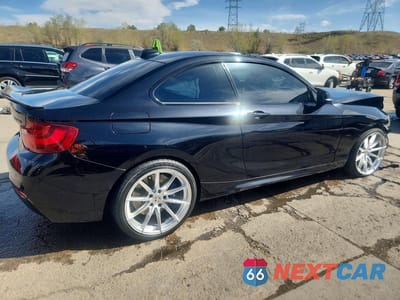 Trzecie zdjęcie samochodu z tyłu: 2016 BMW M235XI VIN:WBA1J9C59GV695974 - miniatura
