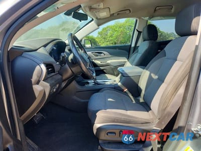 Zdjęcie 7 z 13 samochodu: 2018 CHEVROLET TRAVERSE LT VIN:1GNEVGKW6JJ192772 - miniatura