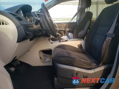 Zdjęcie 7 z 13 samochodu: 2016 DODGE GRAND CARAVAN SXT VIN:2C4RDGCGXGR380431 - miniatura