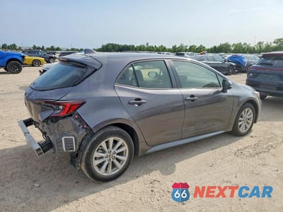 Trzecie zdjęcie samochodu z tyłu: 2025 TOYOTA COROLLA HATCHBACK SE VIN:JTND4MBE7S3246515 - miniatura