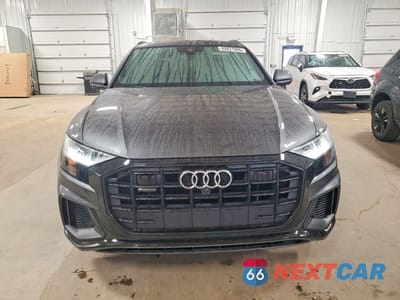 Piąte zdjęcie samochodu w środku: 2021 AUDI Q8 PRESTIGE S-LINE VIN:WA1FVAF15MD017774 - miniatura