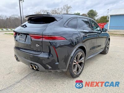 Czwarte zdjęcie samochodu z boku: 2022 JAGUAR F-PACE SVR VIN:SADCZ2EE4NA694815 - miniatura