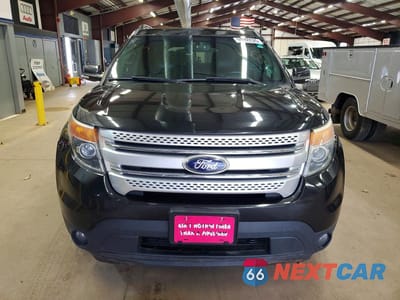 Piąte zdjęcie samochodu w środku: 2014 FORD EXPLORER XLT VIN:1FM5K8D8XEGA73899 - miniatura