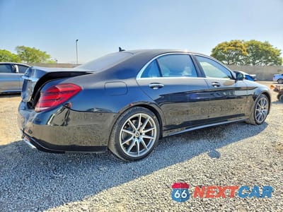 Trzecie zdjęcie samochodu z tyłu: 2018 MERCEDES-BENZ S 560 VIN:WDDUG8DBXJA401015 - miniatura