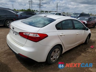 Trzecie zdjęcie samochodu z tyłu: 2015 KIA FORTE LX VIN:KNAFX4A66F5311523 - miniatura