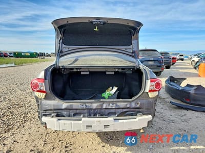 Zdjęcie 6 z 13 samochodu: 2011 TOYOTA COROLLA LE VIN:JTDBU4EE1B9136919 - miniatura