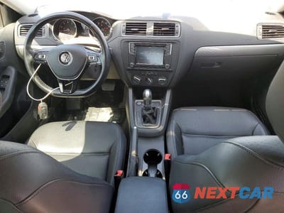 Zdjęcie 8 z 11 samochodu: 2018 VOLKSWAGEN JETTA SE VIN:3VWDB7AJ8JM261707 - miniatura