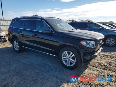 Czwarte zdjęcie samochodu z boku: 2018 MERCEDES-BENZ GLS 450 4MATIC VIN:4JGDF6EE8JB028444 - miniatura
