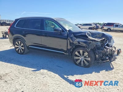 Czwarte zdjęcie samochodu z boku: 2025 VOLVO XC90 PLUS VIN:YV4H60JE8S1290932 - miniatura