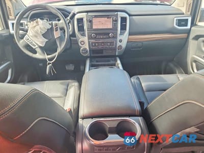 Zdjęcie 8 z 12 samochodu: 2019 NISSAN TITAN SL VIN:1N6AA1E56KN530097 - miniatura