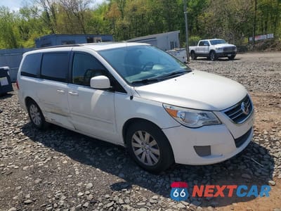 Czwarte zdjęcie samochodu z boku: 2012 VOLKSWAGEN ROUTAN SEL VIN:2C4RVACG3CR293605 - miniatura