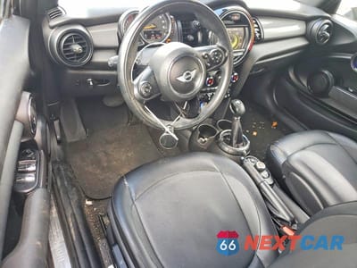 Zdjęcie 8 z 12 samochodu: 2016 MINI COOPER VIN:WMWWG5C50G3C19463 - miniatura