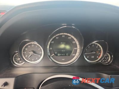 Zdjęcie 9 z 12 samochodu: 2011 MERCEDES-BENZ E 350 VIN:WDDKK5GF3BF081933 - miniatura