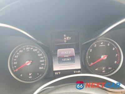 Zdjęcie 9 z 11 samochodu: 2015 MERCEDES-BENZ C 300 4MATIC VIN:55SWF4KB4FU069281 - miniatura