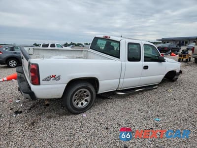 Trzecie zdjęcie samochodu z tyłu: 2006 CHEVROLET SILVERADO K1500 VIN:2GCEK19V161307291 - miniatura