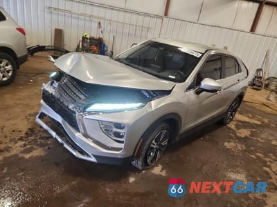 2024 MITSUBISHI ECLIPSE CROSS SE JA4ATWAAXRZ004856 - główne zdjęcie licytacji z USA - miniatura