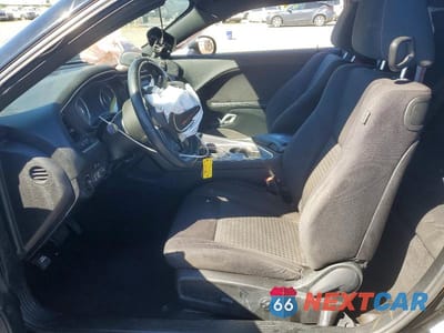 Zdjęcie 7 z 12 samochodu: 2015 DODGE CHALLENGER SXT VIN:2C3CDZAG6FH718677 - miniatura