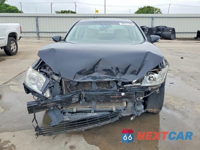 Piąte zdjęcie samochodu w środku: 2011 LEXUS ES 350 VIN:JTHBK1EG0B2454673 - miniatura