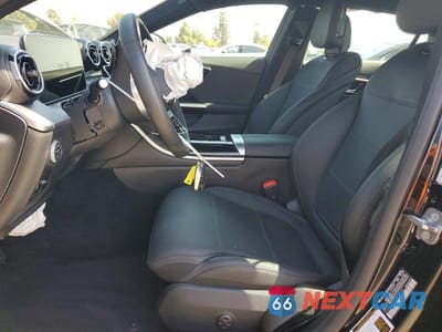 Zdjęcie 7 z 12 samochodu: 2025 MERCEDES-BENZ C 300 VIN:W1KAF4GB1SR270134 - miniatura