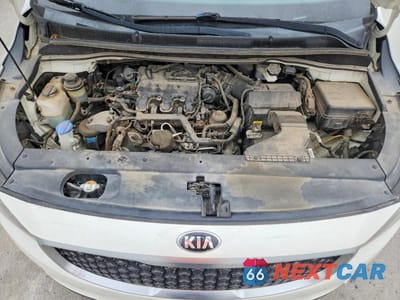 Zdjęcie 12 z 12 samochodu: 2016 KIA SEDONA LX VIN:KNDMB5C19G6131321 - miniatura