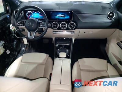 Zdjęcie 8 z 13 samochodu: 2021 MERCEDES-BENZ GLA 250 4MATIC VIN:W1N4N4HB7MJ243264 - miniatura