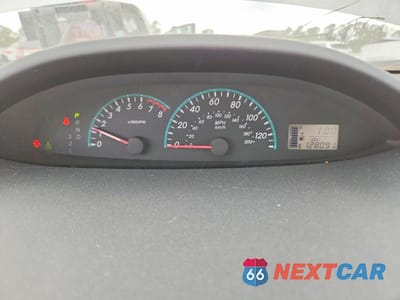 Zdjęcie 9 z 12 samochodu: 2010 TOYOTA YARIS BASE VIN:JTDBT4K30A1361528 - miniatura