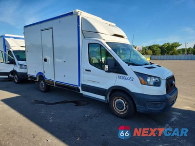 Czwarte zdjęcie samochodu z boku: 2020 FORD TRANSIT DELIVERY TRUCK VIN:1FDBW5Z8XLKA95569 - miniatura