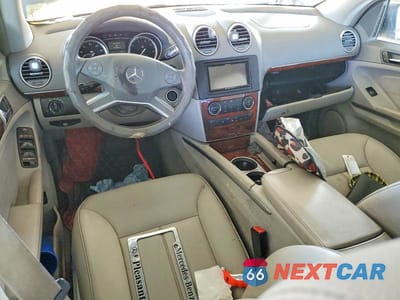 Zdjęcie 8 z 11 samochodu: 2012 MERCEDES-BENZ GL 450 4MATIC VIN:4JGBF7BE4CA782578 - miniatura