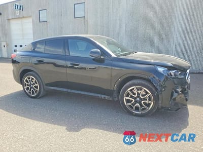 Czwarte zdjęcie samochodu z boku: 2026 BMW X2 XDRIVE28I VIN:WBX63GM04T5483880 - miniatura