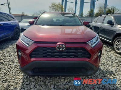 Piąte zdjęcie samochodu w środku: 2021 TOYOTA RAV4 XLE VIN:2T3W1RFV9MW181163 - miniatura