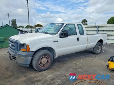 2006 FORD F250 SUPER DUTY 1FTSX20506EA93061 - główne zdjęcie licytacji z USA - miniatura