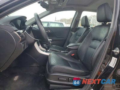 Zdjęcie 7 z 12 samochodu: 2016 HONDA ACCORD EXL VIN:1HGCR2F83GA001127 - miniatura